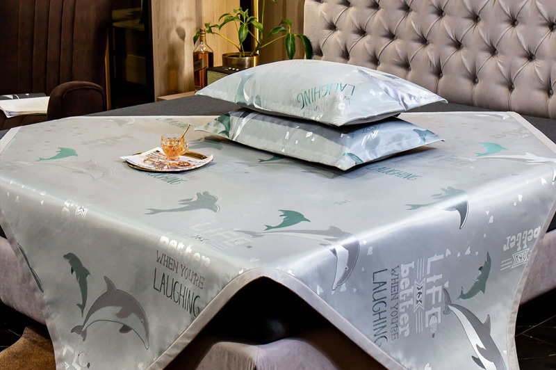 酒店床上用品如何保持高标准的卫生度和洁白度?